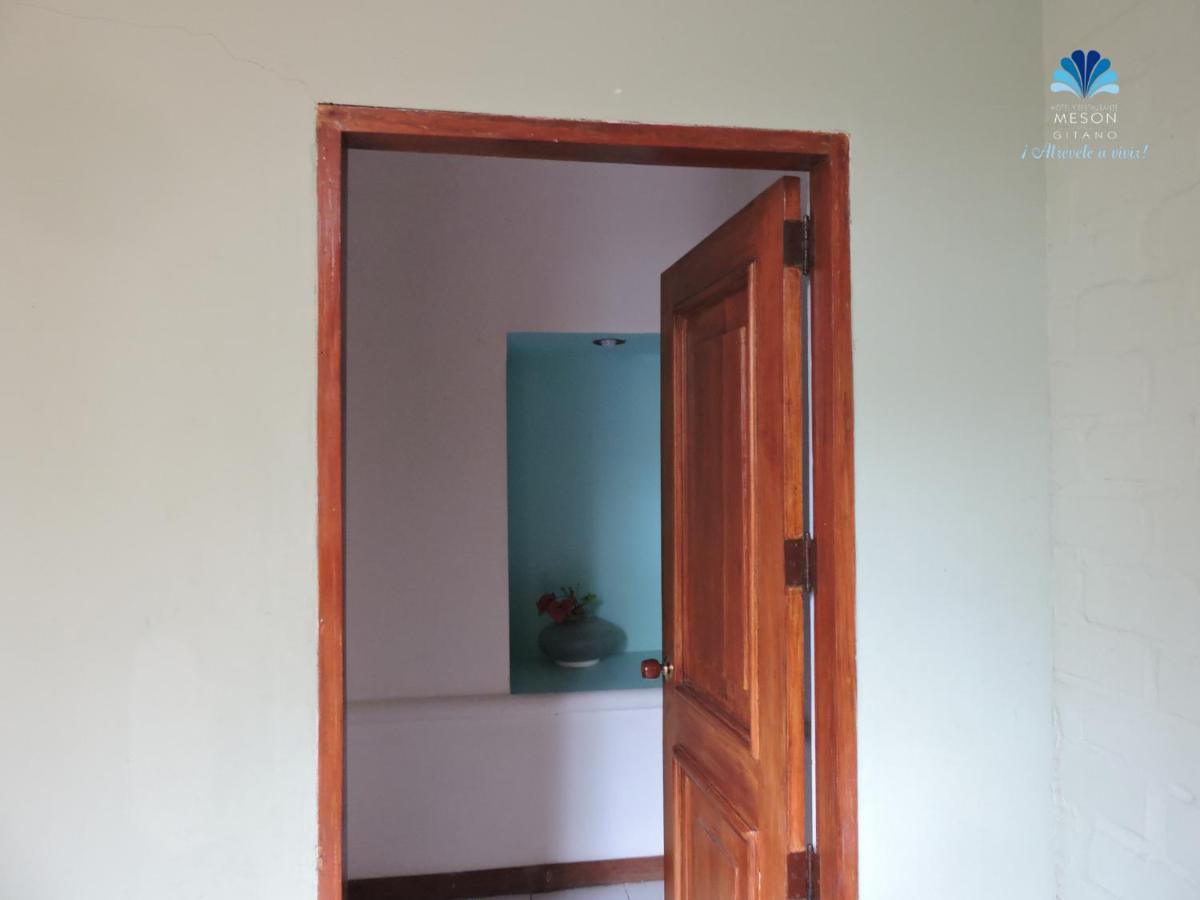 Hotel Y Restaurante Meson Del Gitano Caucasia Rum bild