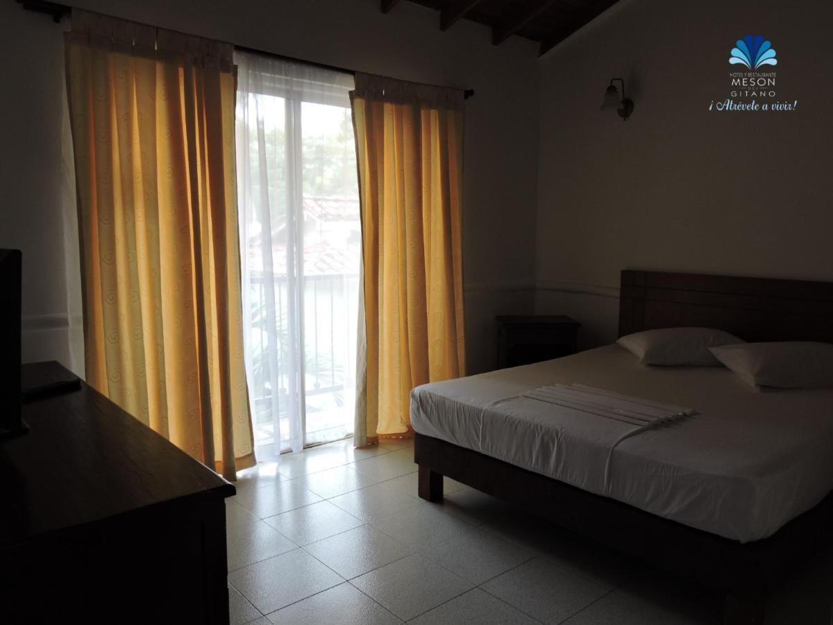 Hotel Y Restaurante Meson Del Gitano Caucasia Rum bild