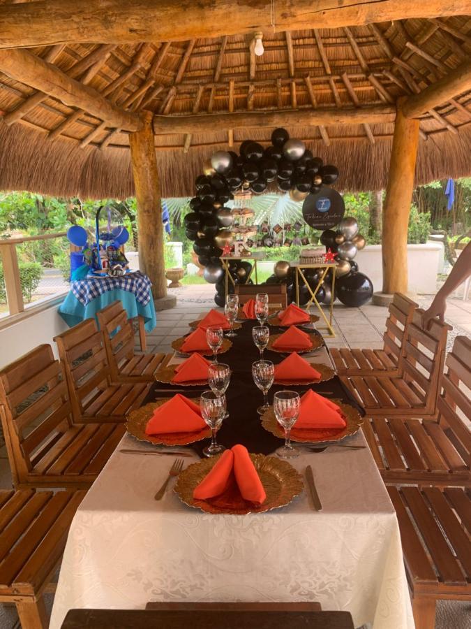 Hotel Y Restaurante Meson Del Gitano Caucasia Exteriör bild