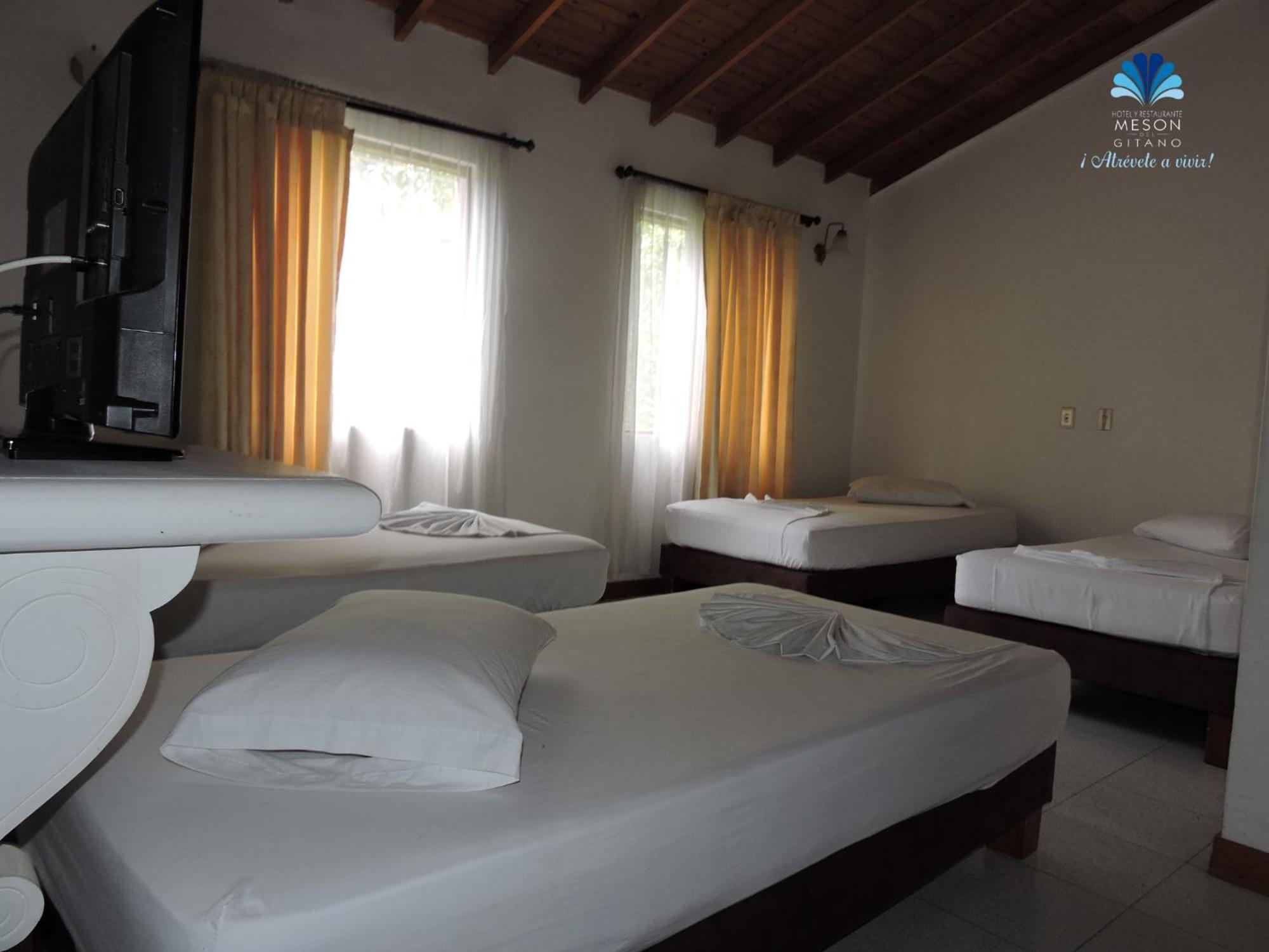 Hotel Y Restaurante Meson Del Gitano Caucasia Rum bild