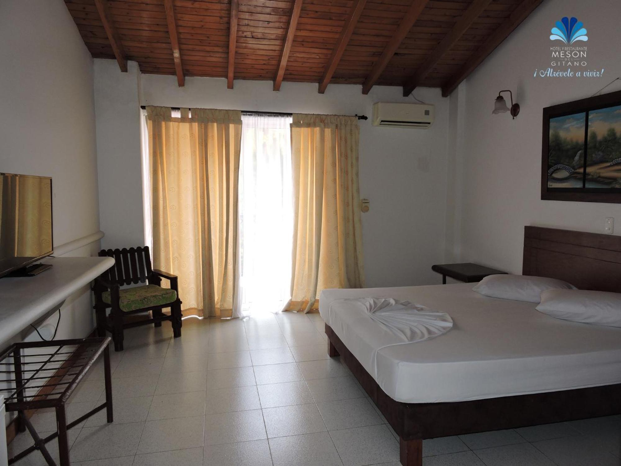 Hotel Y Restaurante Meson Del Gitano Caucasia Rum bild